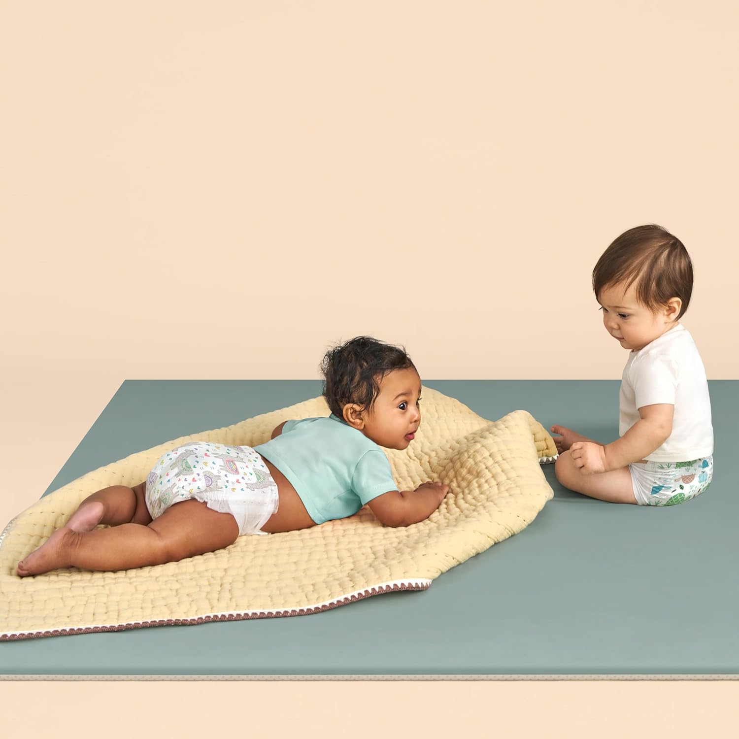 The Honest Company Comfort Dry Disposable Diapers for Sensitive Skin, Hypoallergenic, All The Alpacas + Turtle Time, Club Box Size 1 (8-14 lbs) 78 Count