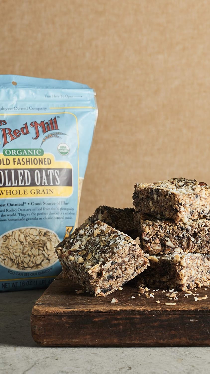 Bob's Red Mill Organic Old Fashioned Rolled Oats, 32oz (Pack of 4) - Non GMO, Whole Grain, Vegan, Kosher