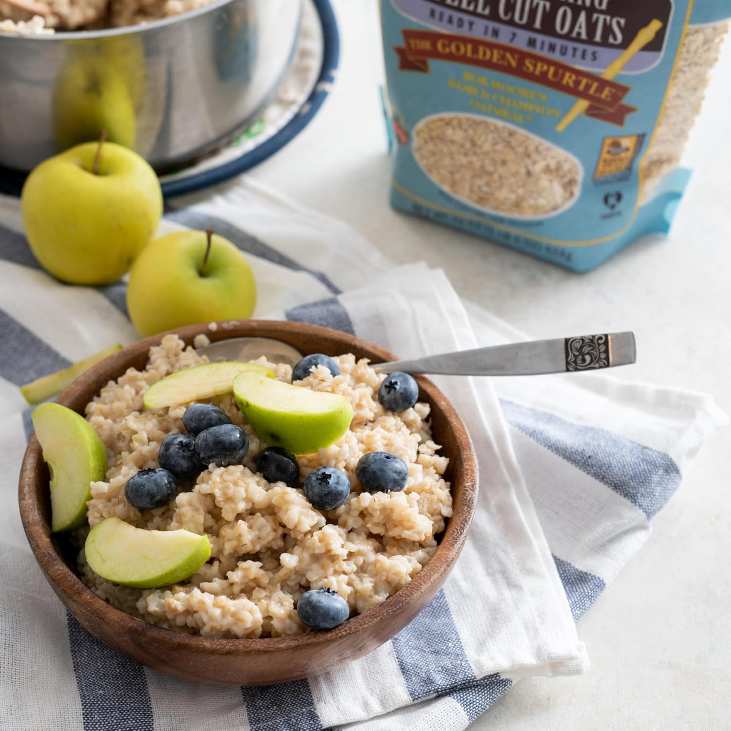 Bob's Red Mill Steel Cut Oats, 24oz (Pack of 4) - Non GMO, Whole Grain, Vegan, Kosher